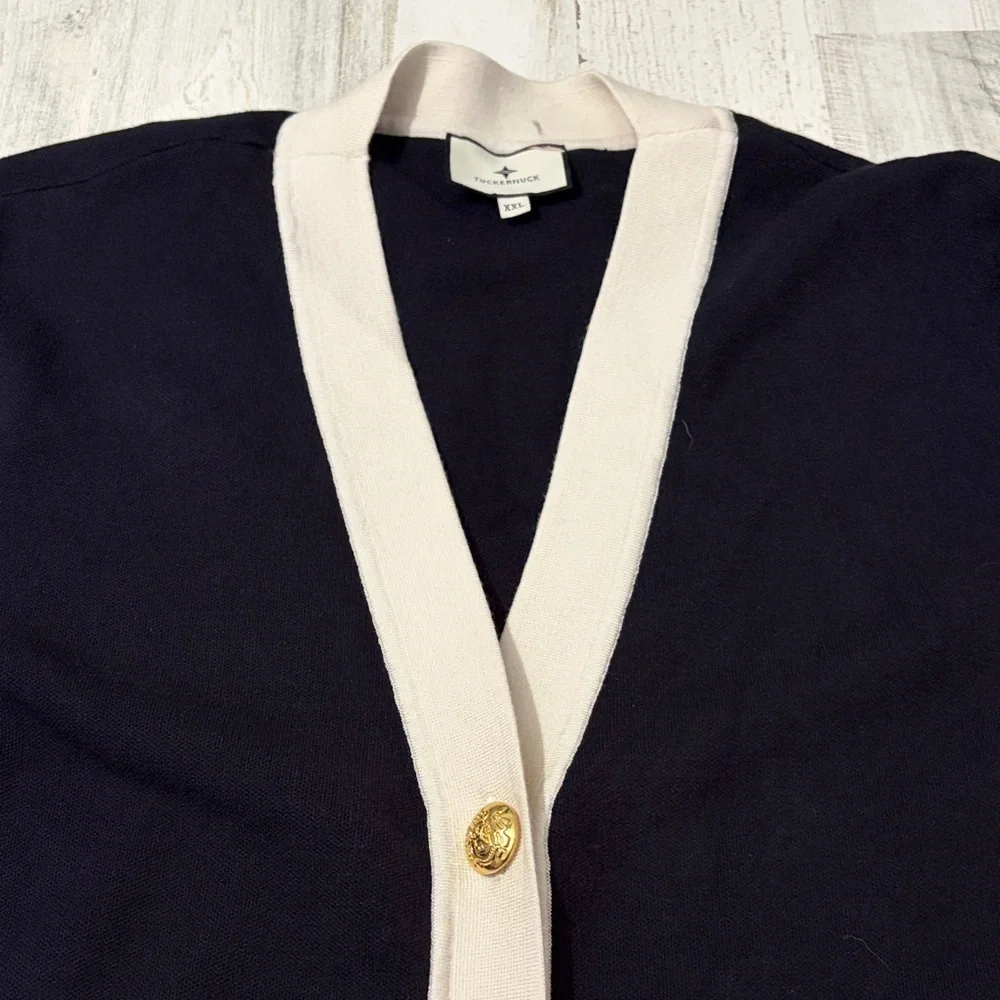 Tuckernuck Navy and Cream Cardigan Size XXL - Picture 6 of 11